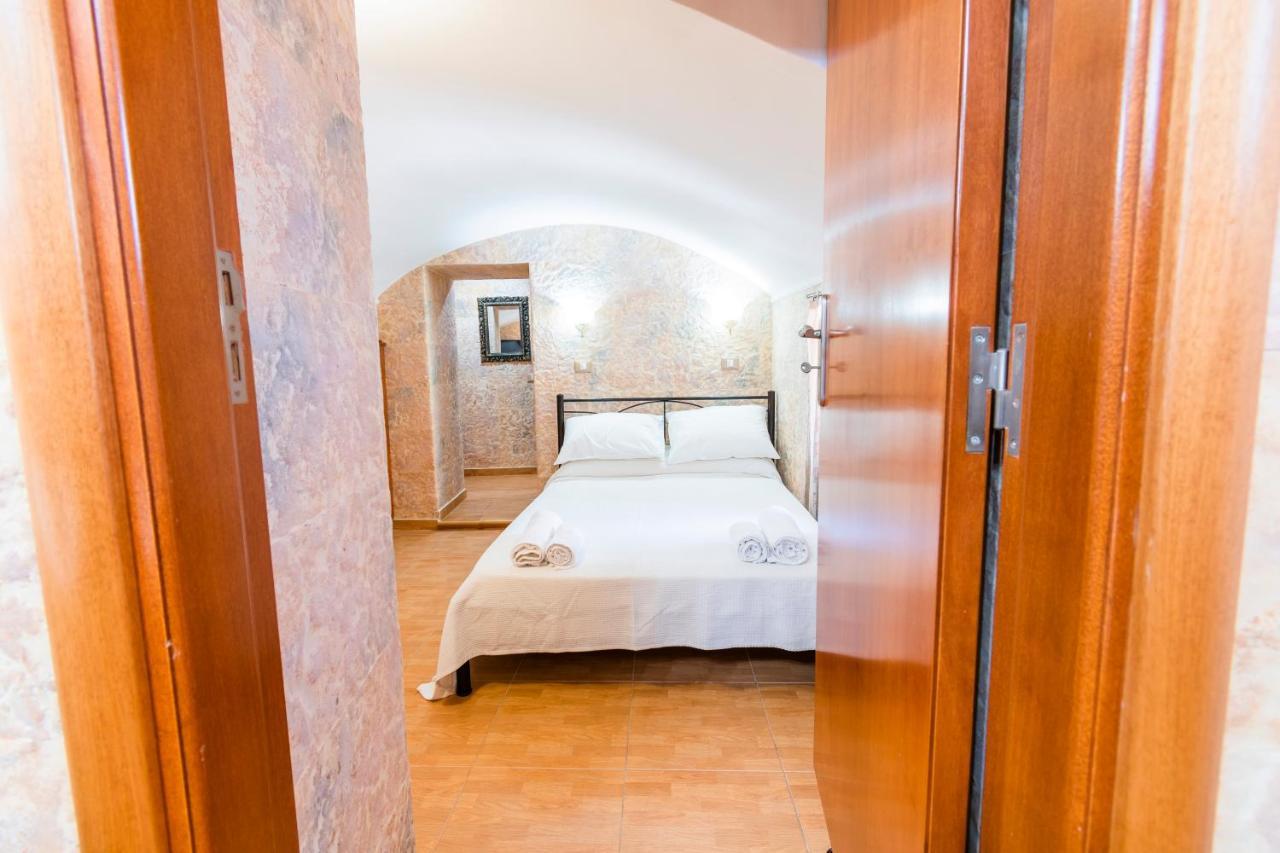 Eirini Apartman Szími Kültér fotó